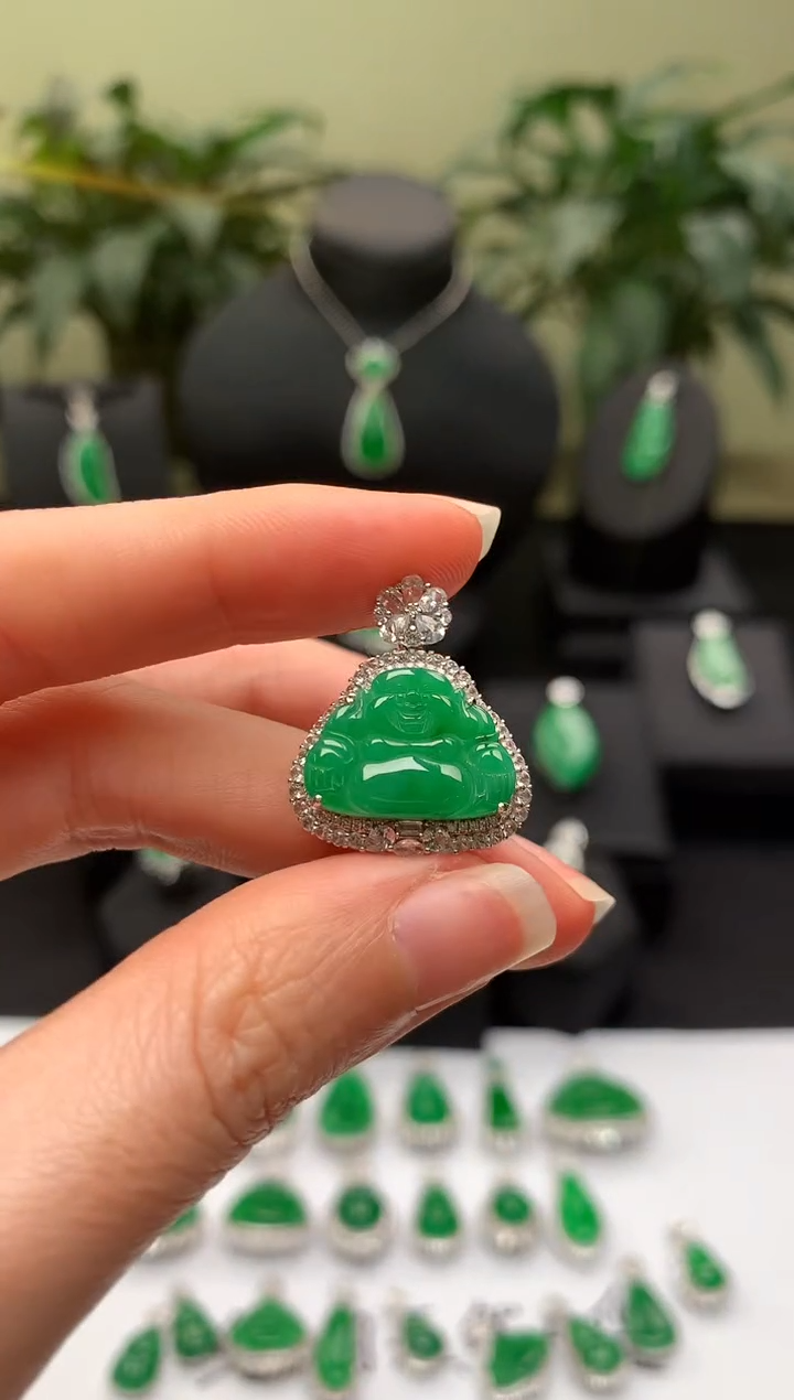 【闪购商品】翡翠颈饰18K金镶嵌佛公