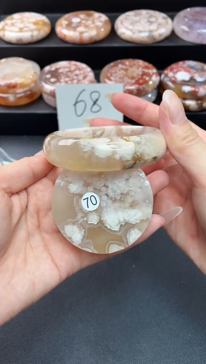 手镯玛瑙/玉髓未镶嵌手镯