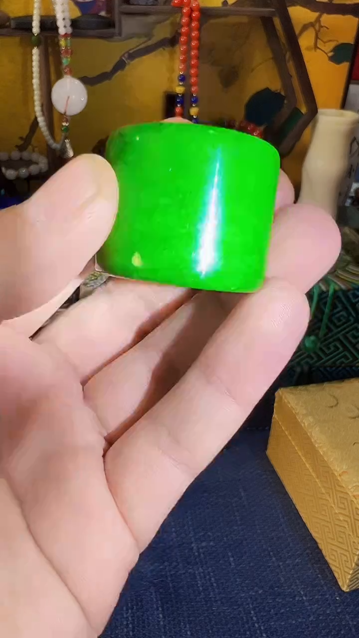 【闪购商品】翡翠挂件未镶嵌翡翠 感情戒指 （飞铃文玩）