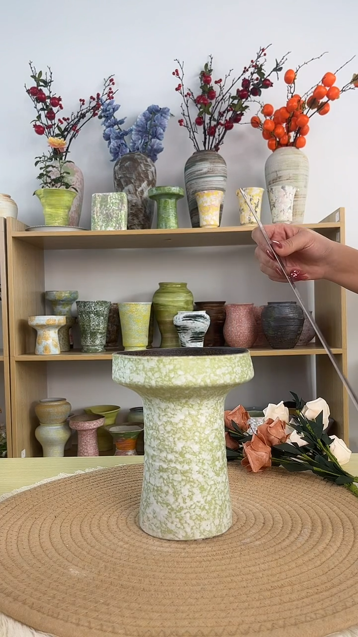 景德镇手工高温陶瓷花瓶4   高15cm，口径18cm
