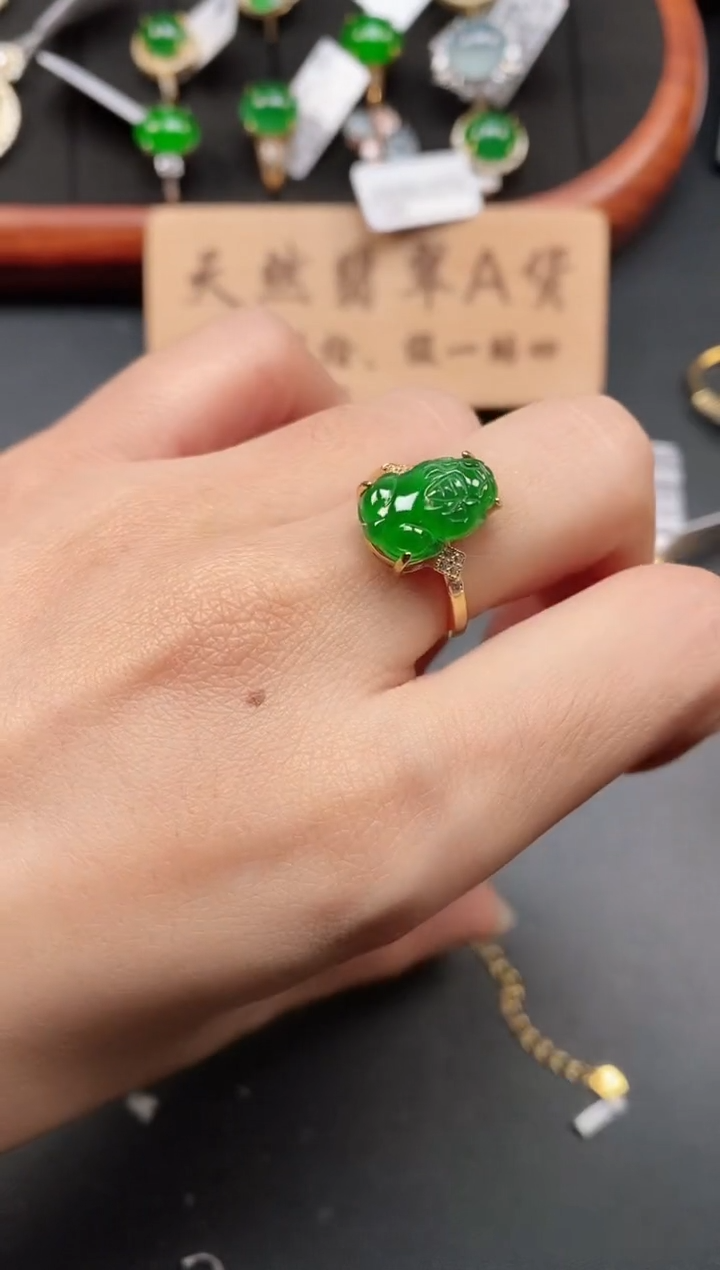 银S925镶嵌戒指翡翠1111