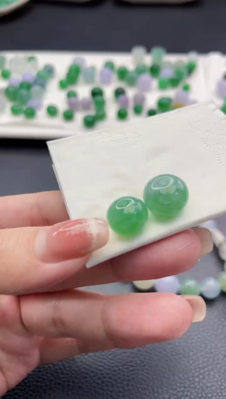 【闪购商品】定制翡翠未镶嵌珠子