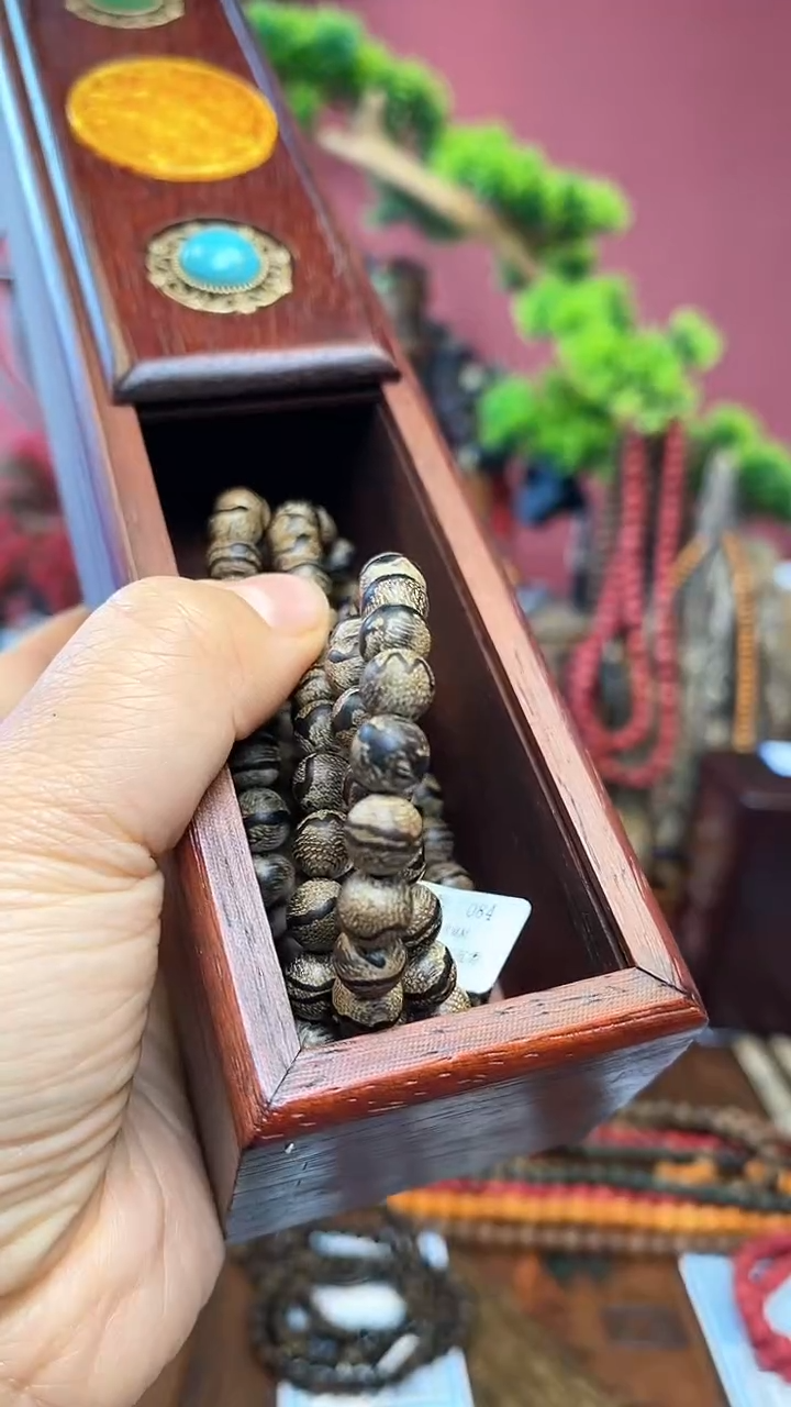 【闪购商品】木盒+串-13-0.8虎斑水纹多圈妍妍批发
