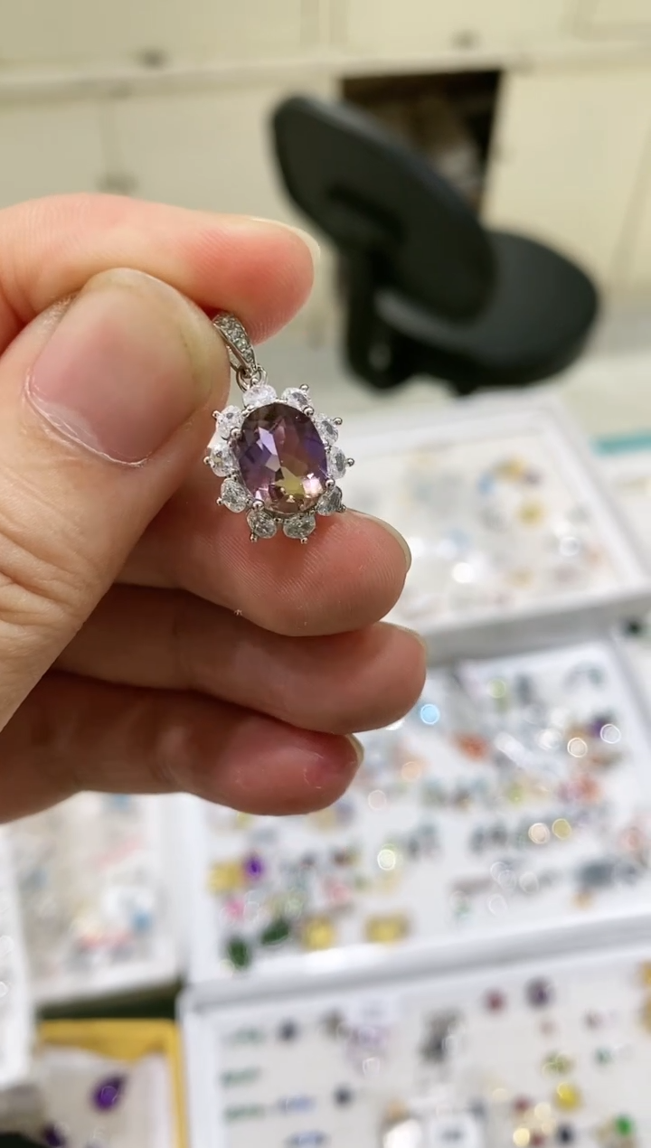 【闪购商品】水晶颈饰银S925镶嵌吊坠