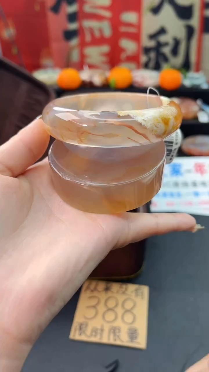 【闪购商品】石英质玉手镯未镶嵌赠送镯心（63圈口）