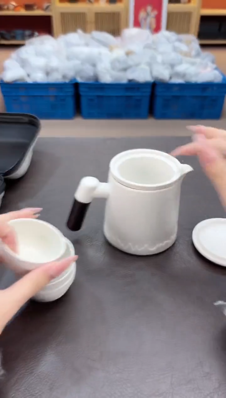 【闪购商品】摆件瓷SC1111111111111