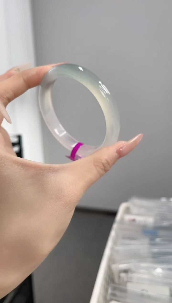 【闪购商品】玛瑙/玉髓手镯未镶嵌57-58圈