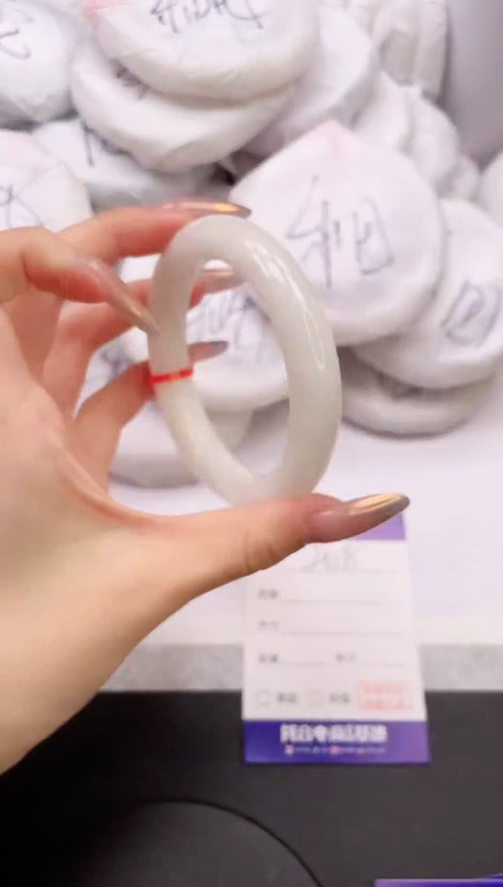 【闪购商品】和田玉手镯未镶嵌31K208-58