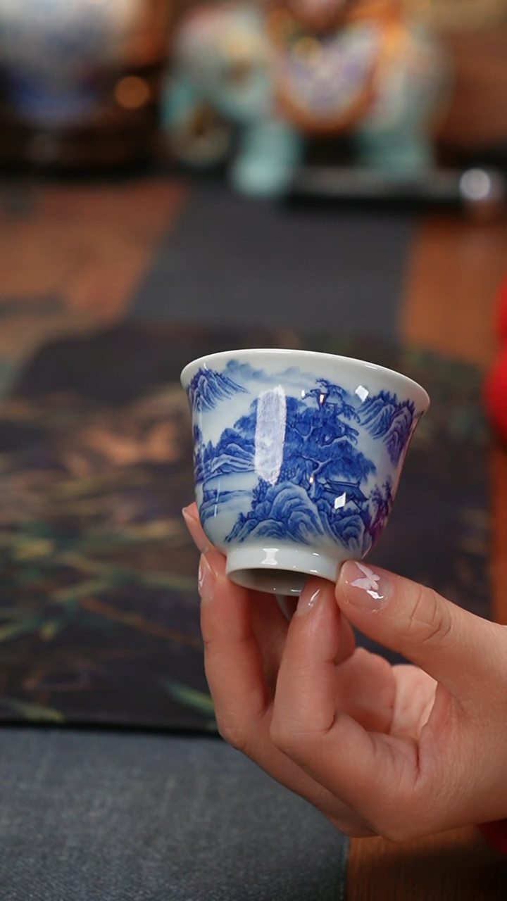 【闪购商品】FL全手工手绘青花山水铃铛杯