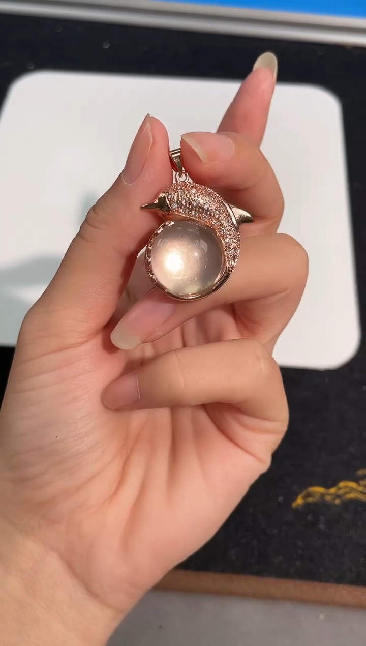 未镶嵌手链水晶4号莫粉小海豚吊坠