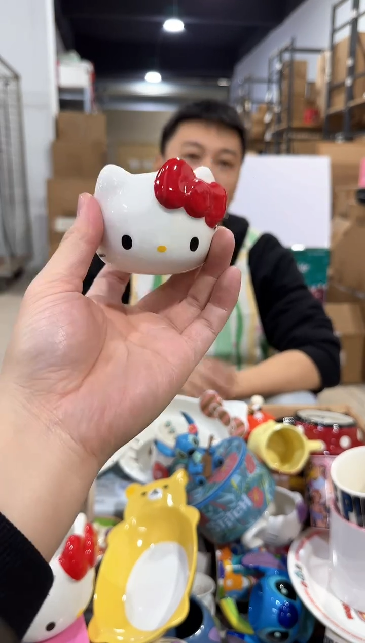 瓷片红色kt猫香薰