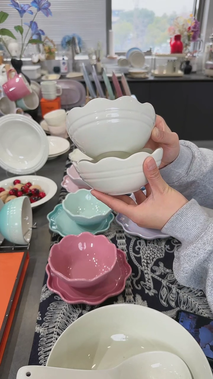 【闪购商品】瓷18cm花边盘奶油白-2个装