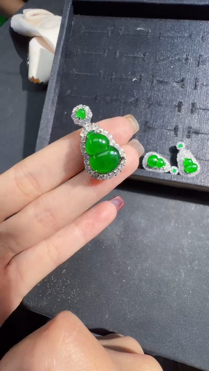 【闪购商品】定制翡翠未镶嵌葫芦商品多样性发货1