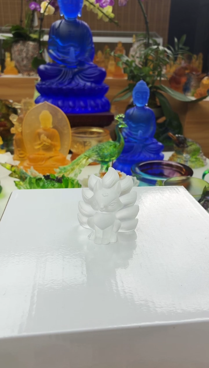 手工艺品琉璃白色九尾狐小茶宠摆件