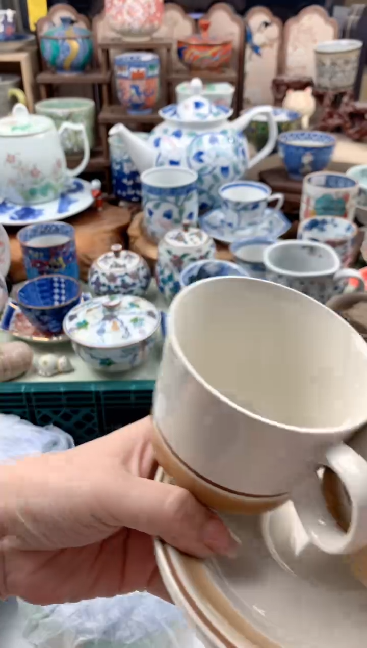 瓷片黑****）146号九姑娘工艺品瓷器2套