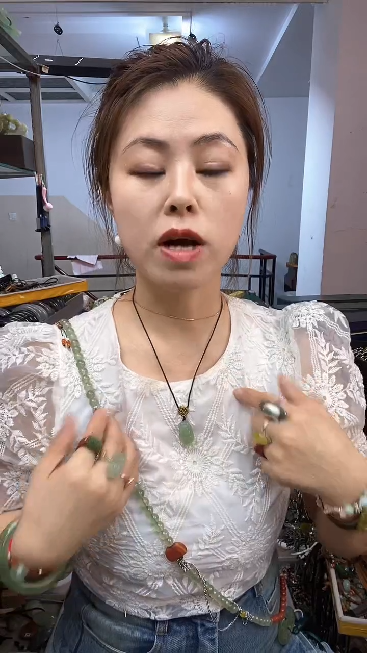 【闪购商品】岫玉吊坠未镶嵌多样性发货其中之一