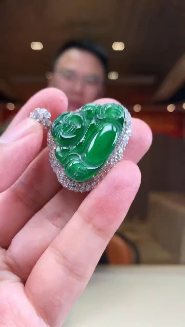 【闪购商品】翡翠颈饰未镶嵌        *798