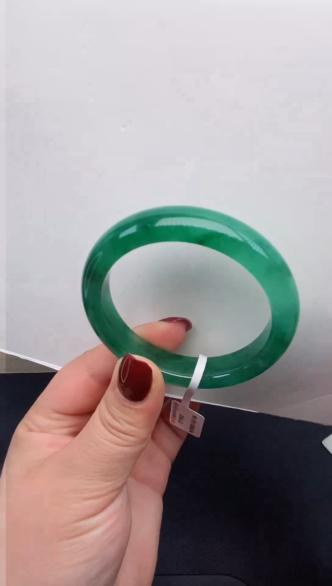 【闪购商品】石英质玉手镯未镶嵌34