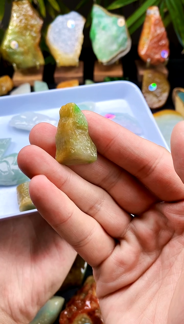 【闪购商品】定制翡翠未镶嵌翡翠