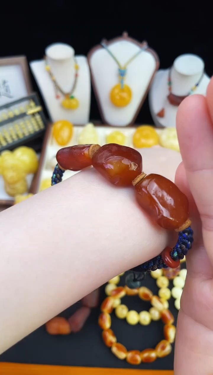 琥珀未镶嵌珠宝奇石柒月