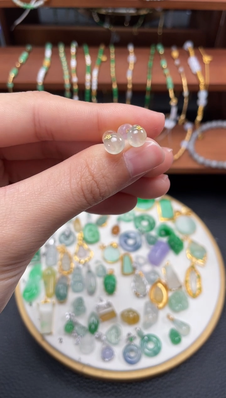 【闪购商品】翡翠耳饰18K金镶嵌2个   JK308