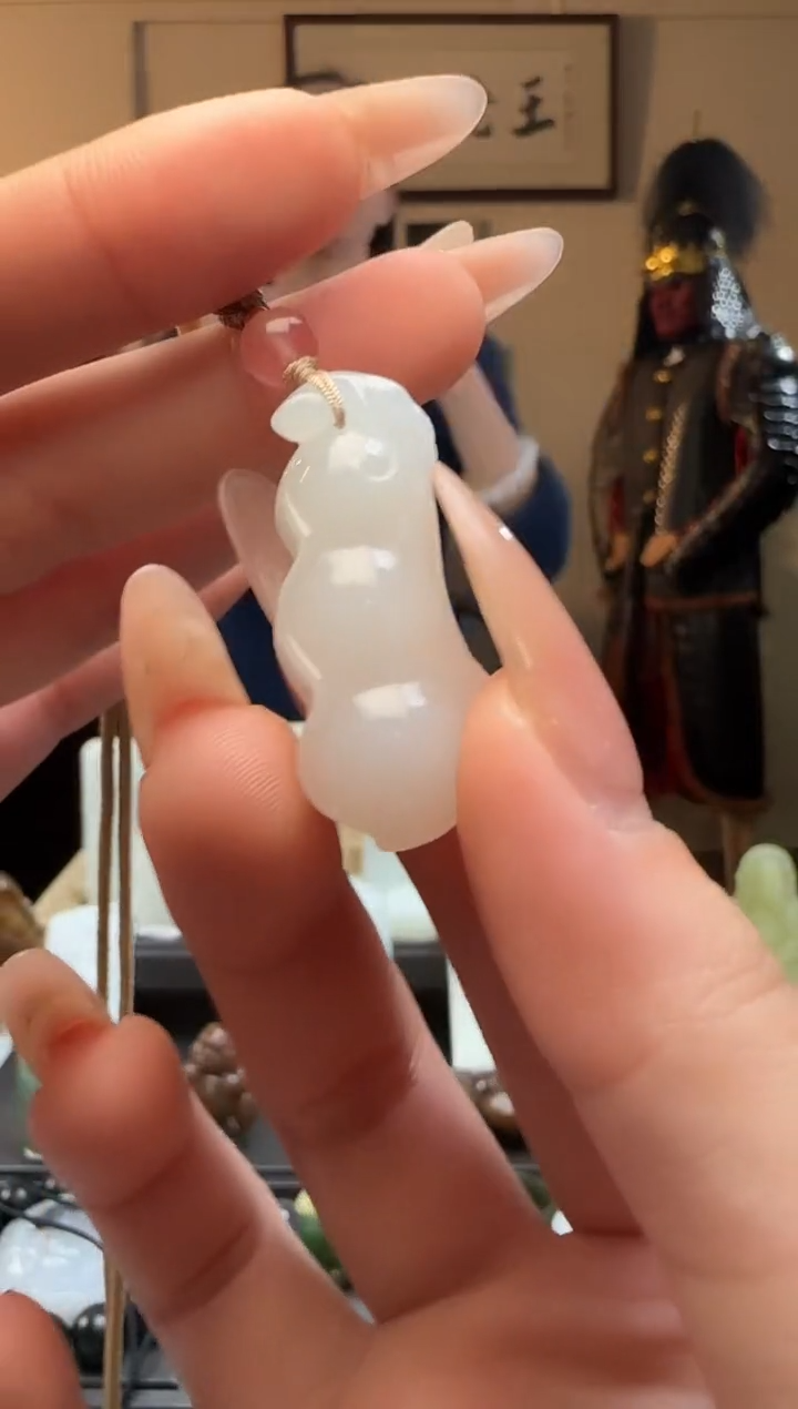 【闪购商品】和田玉白玉福豆未镶嵌吊坠