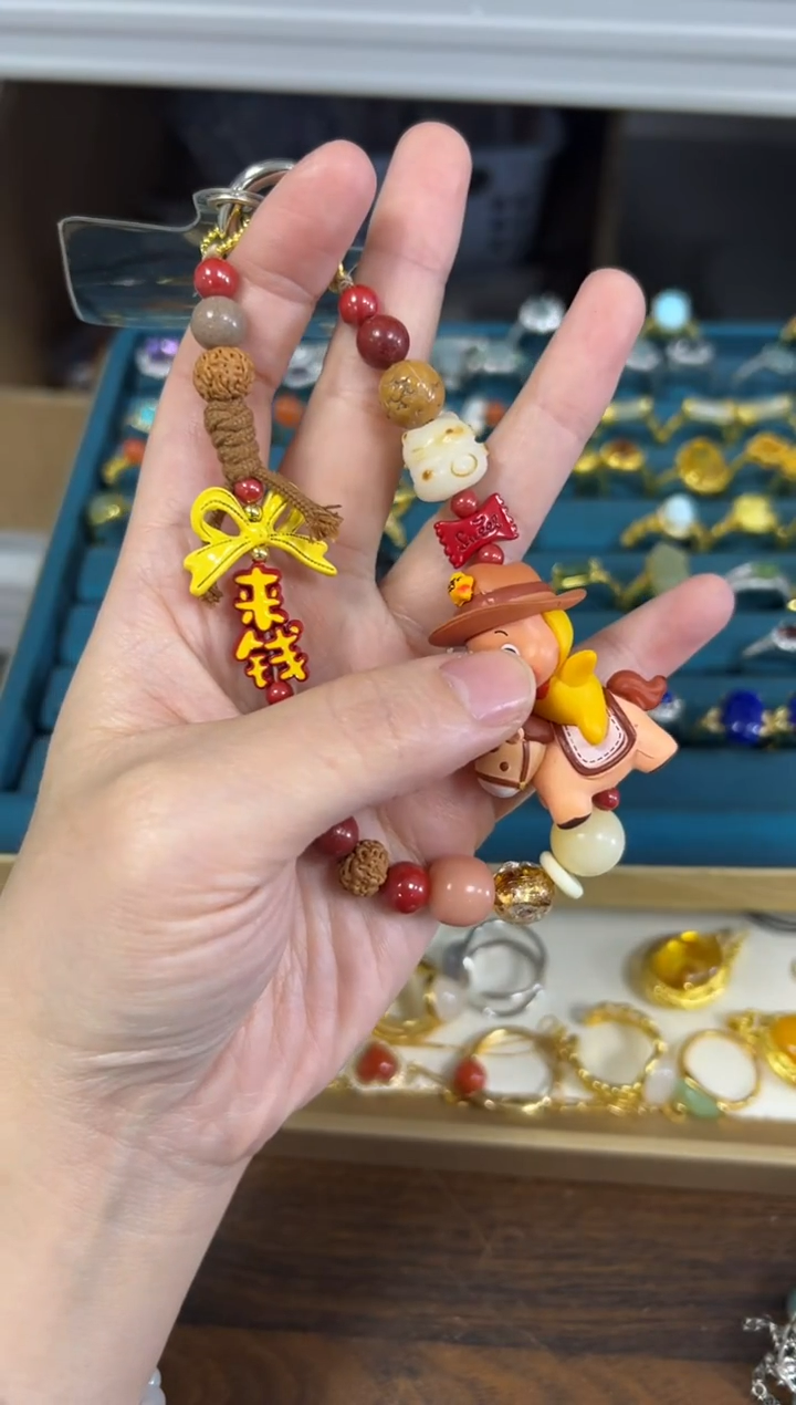 天然辰砂朱砂小马多宝设计款挂件[35]