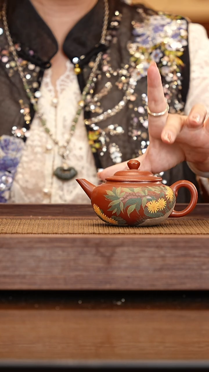 茶壶紫砂0520032434水平 