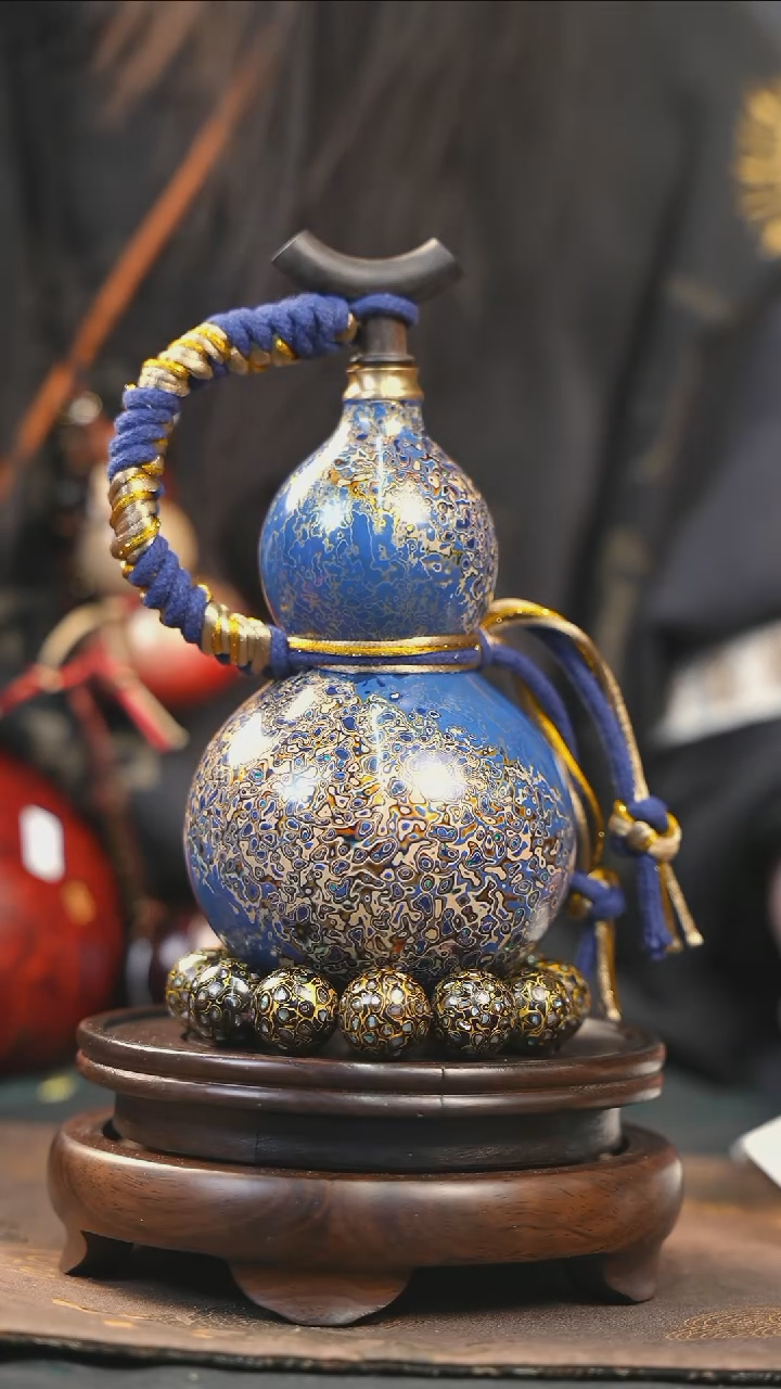 【闪购商品】YM180漆艺酒葫芦不包手串及旋转底座