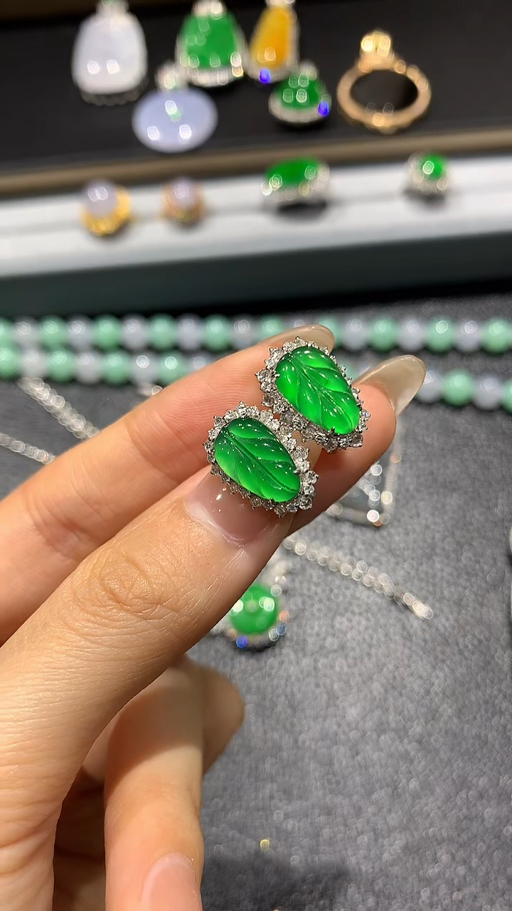 【闪购商品】翡翠耳饰18K金镶嵌41团购
