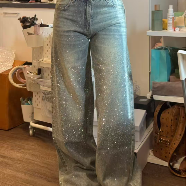 模特身上高腰【no退换】烫钻牛仔显瘦微喇【不包邮】时尚