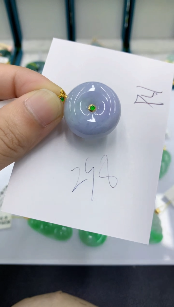 颈饰18K金镶嵌翡翠翡翠