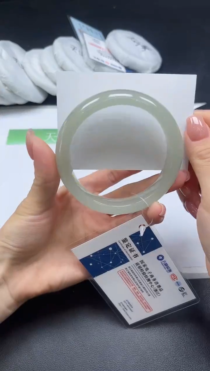 未镶嵌手镯石英质玉019-60