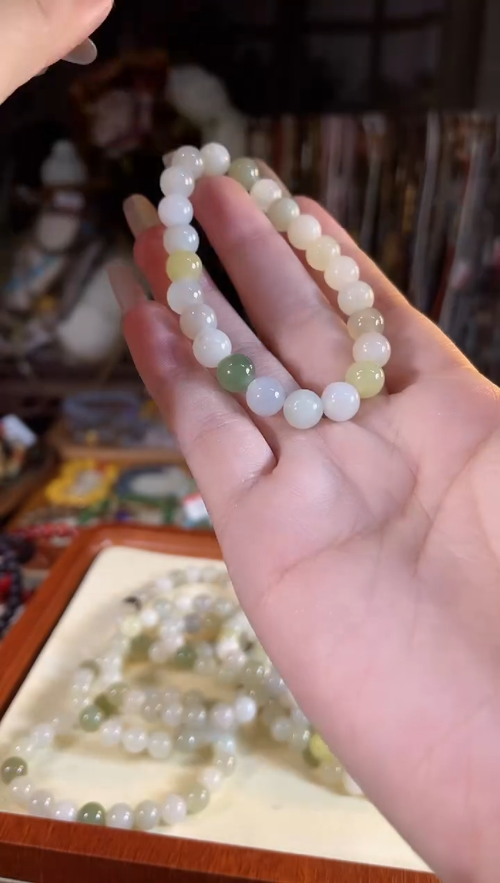 【闪购商品】和田玉手链未镶嵌多样性发货其一