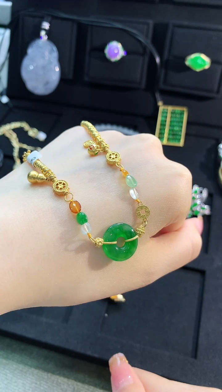 【闪购商品】翡翠手链18K金镶嵌手饰