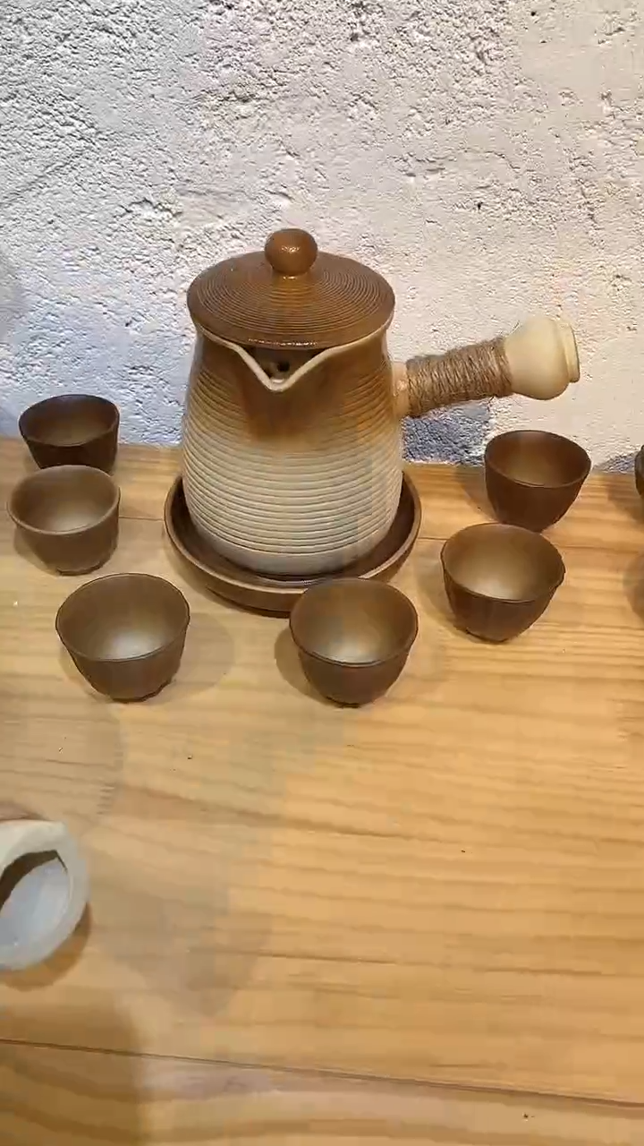 【闪购商品】800ml渐变禅定+壶承+6莲花杯