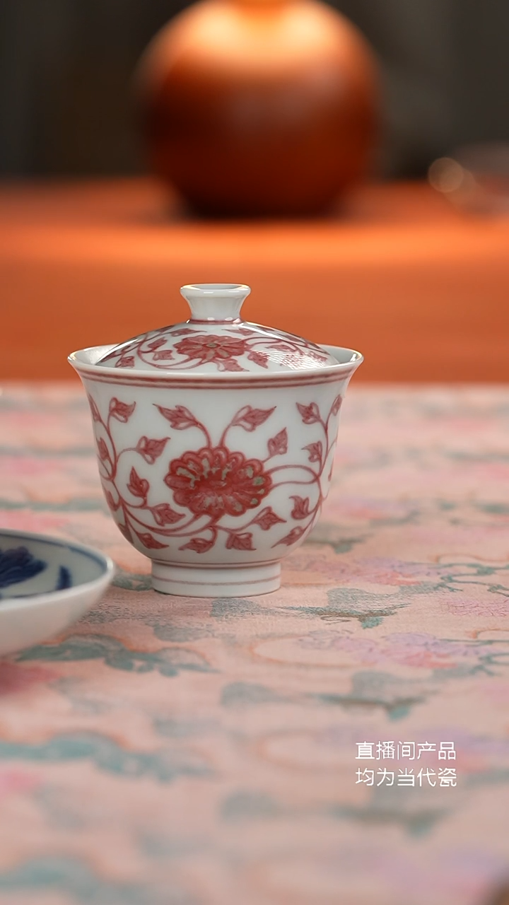 张哈哈陶瓷精选扁菊纹二才盖碗