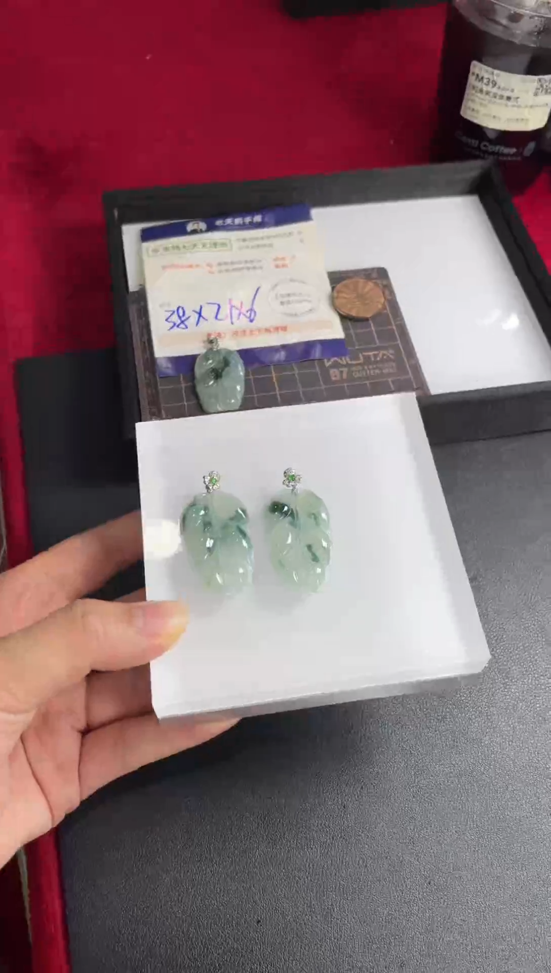 【闪购商品】翡翠挂件18K金镶嵌叶子FL22配绳/多样性发其一CP