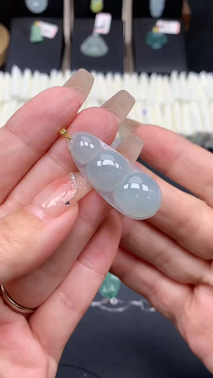 【闪购商品】翡翠吊坠(不含链)18K金镶嵌MS142282