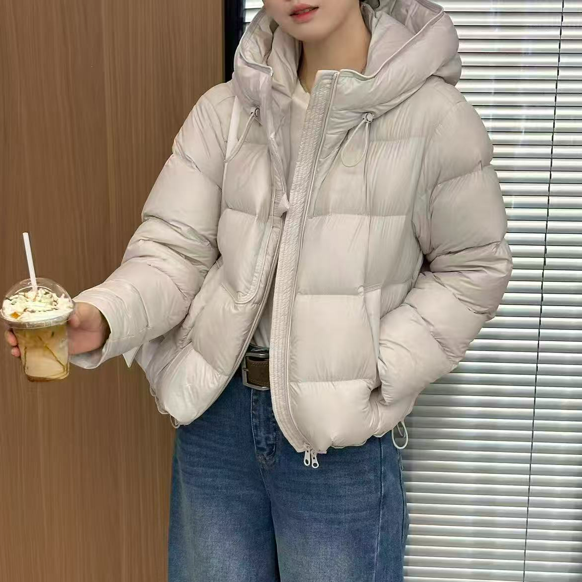 冬款韩系简约纯色连帽加厚大白丫外套