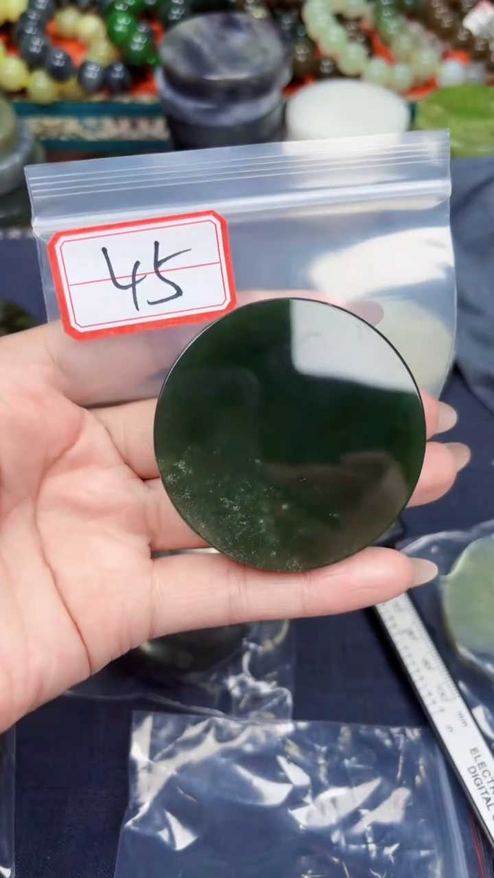 颈饰未镶嵌和田玉和田玉