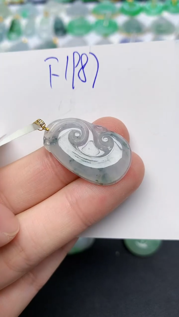 颈饰18K金镶嵌翡翠天然缅甸A货翡翠百元以上9元证书费自理