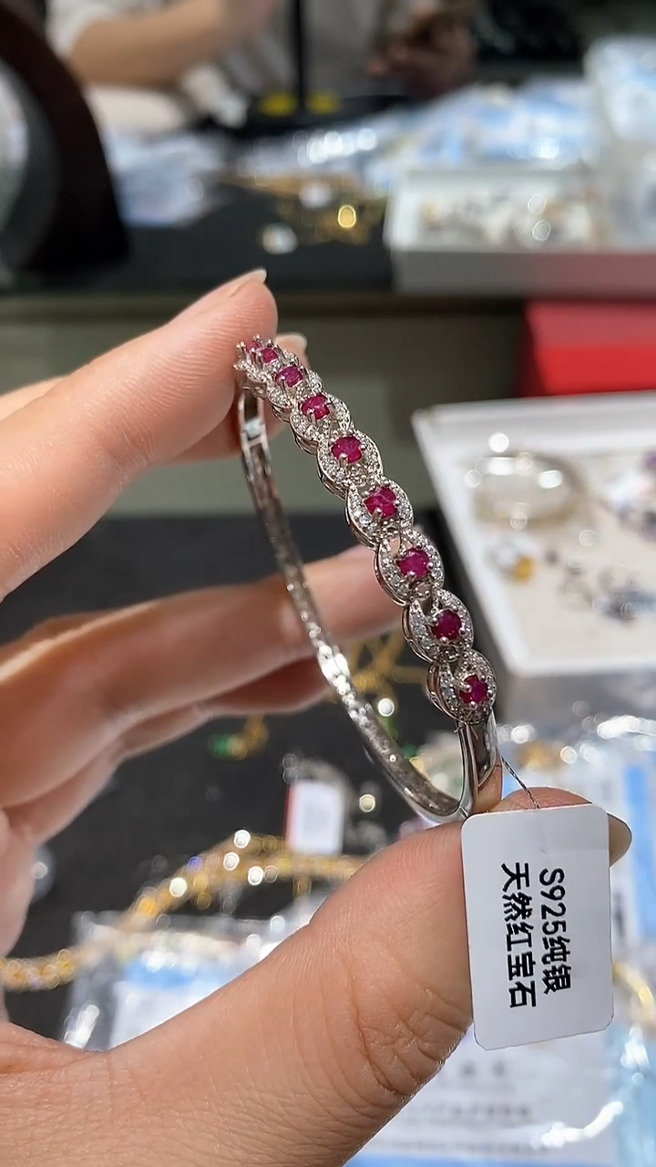 【闪购商品】红宝石手镯银S925镶嵌手镯