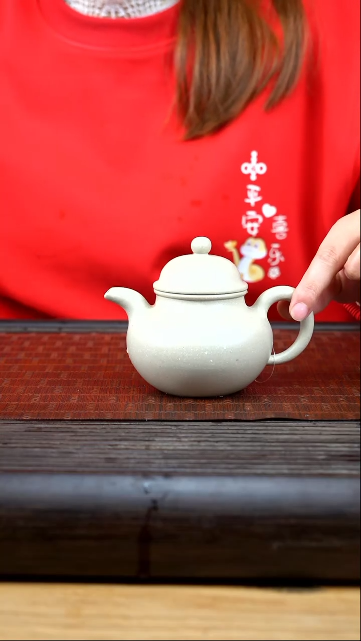 【闪购商品】紫砂茶壶zy 羊脂白玉段 掇球