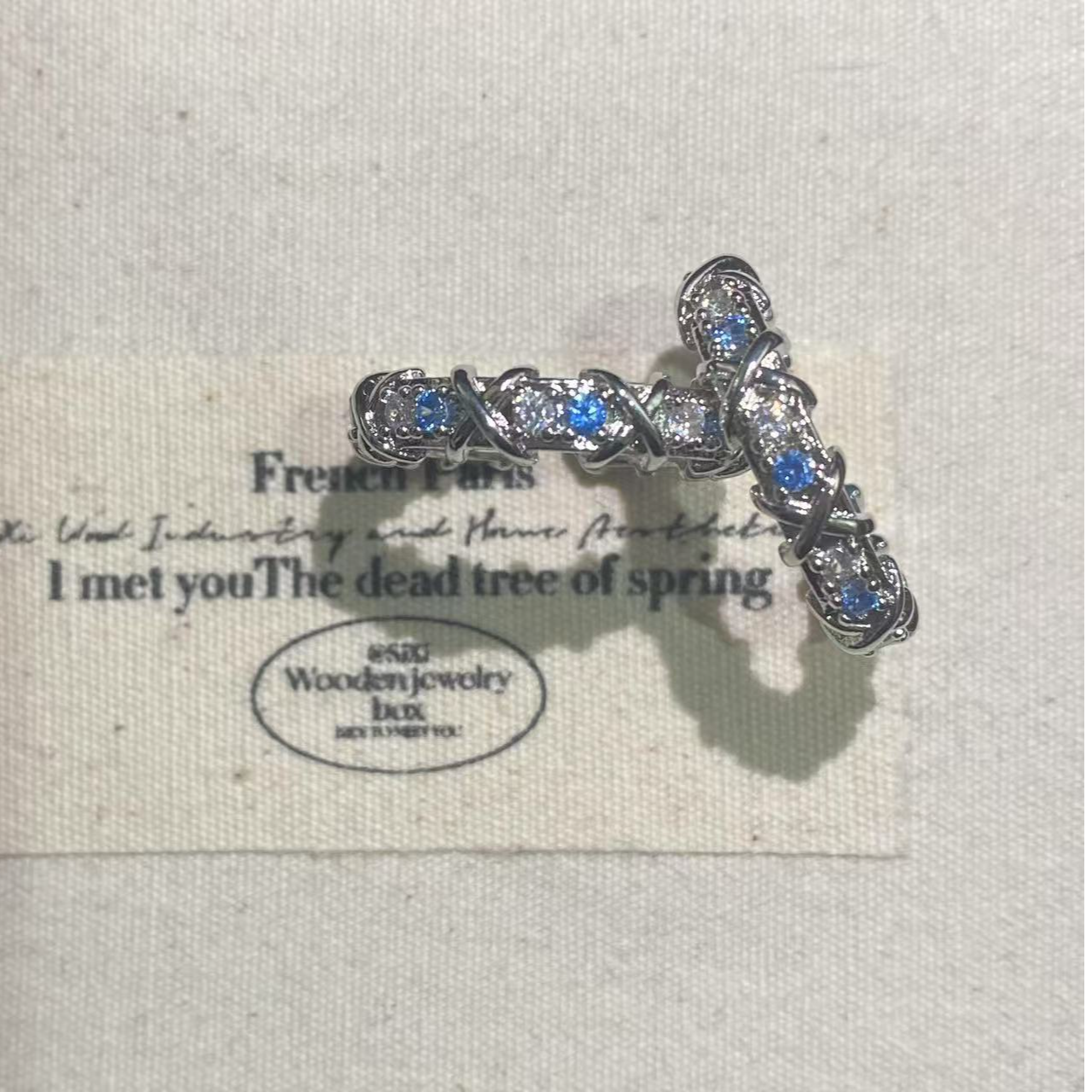 铜合金锆石戒指 银蓝色万花筒 气质轻奢时尚欧美个性镶嵌指环