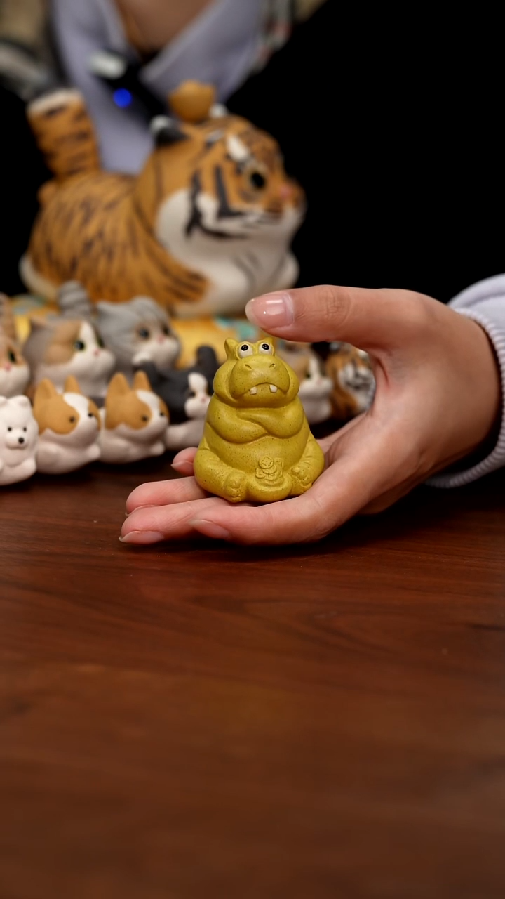 紫砂摆件呆呆河马