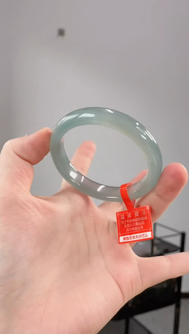 【闪购商品】玛瑙/玉髓手镯未镶嵌54圈