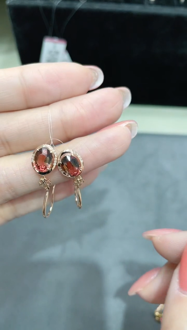 【闪购商品】碧玺耳饰18K金镶嵌·