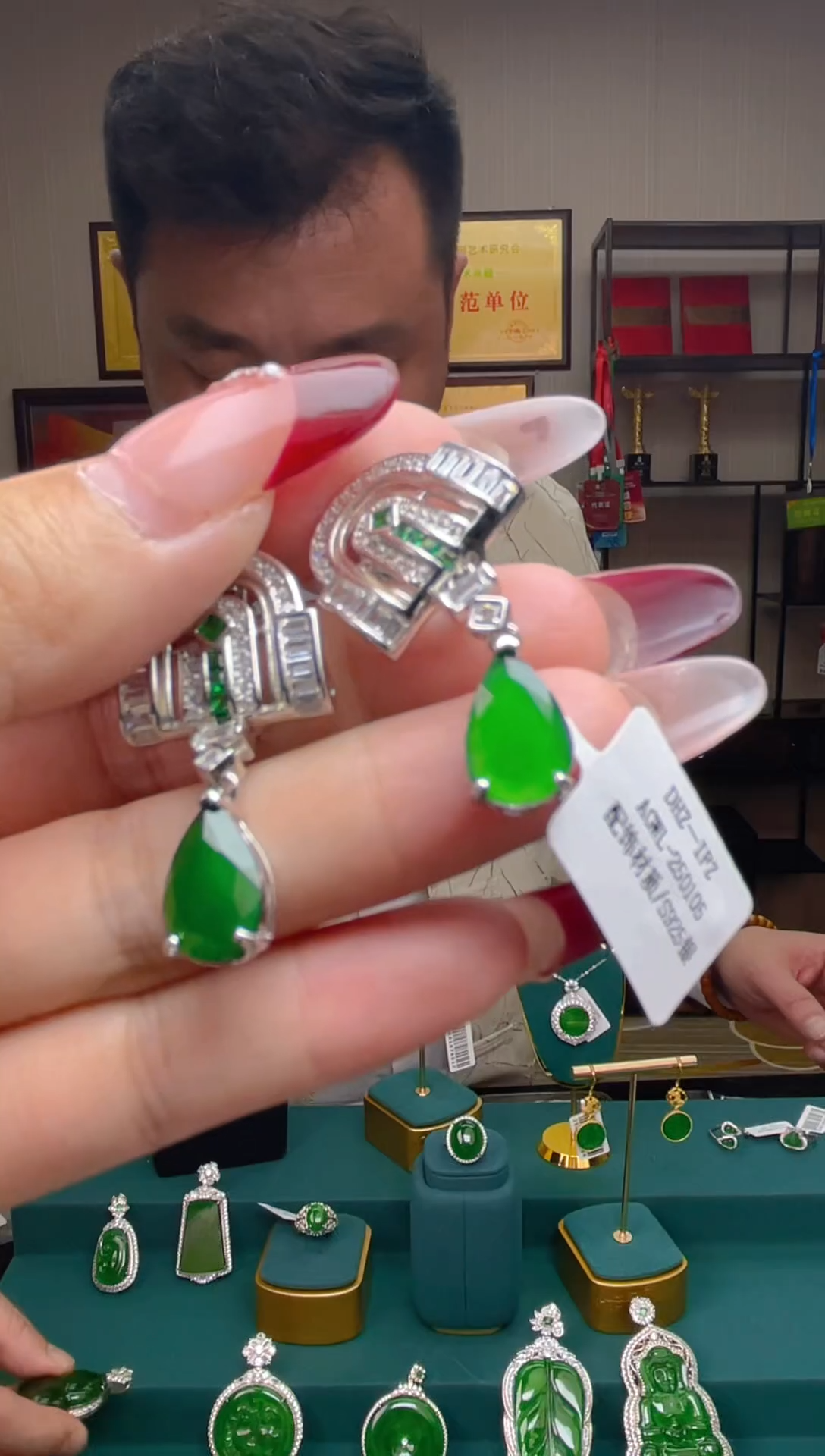 【闪购商品】翡翠耳饰银S925镶嵌文创珠宝天然A货翡翠多样性发一