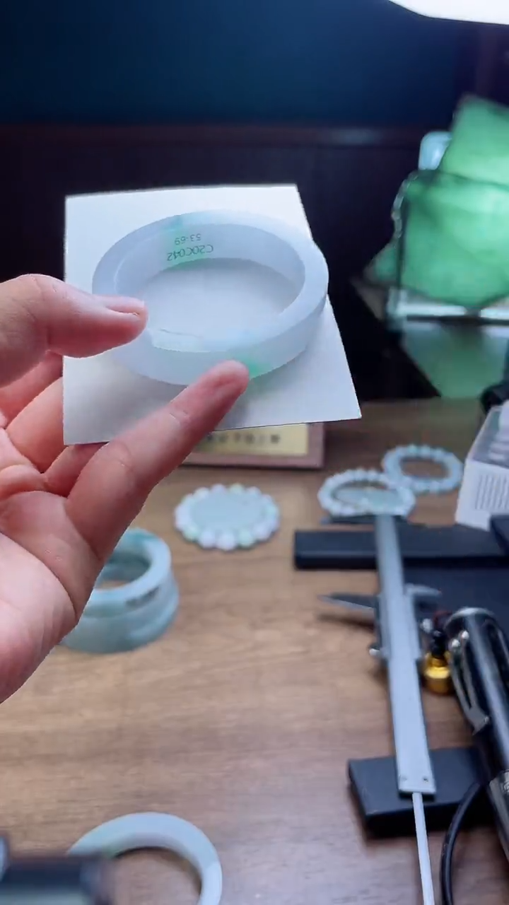 定制翡翠手镯未镶嵌心*定制